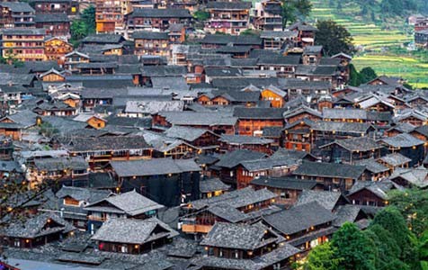 乌海6种常见的外墙仿石漆施工工艺！